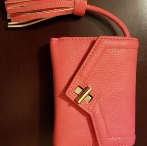 Coral wristlet